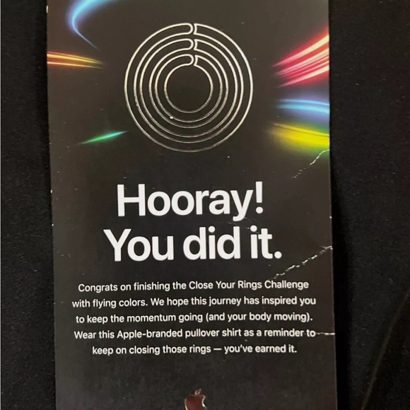 Apple one of a kind pullover - Close Your Rings Challenge award / Ladies Sz M - Picture 4 of 6